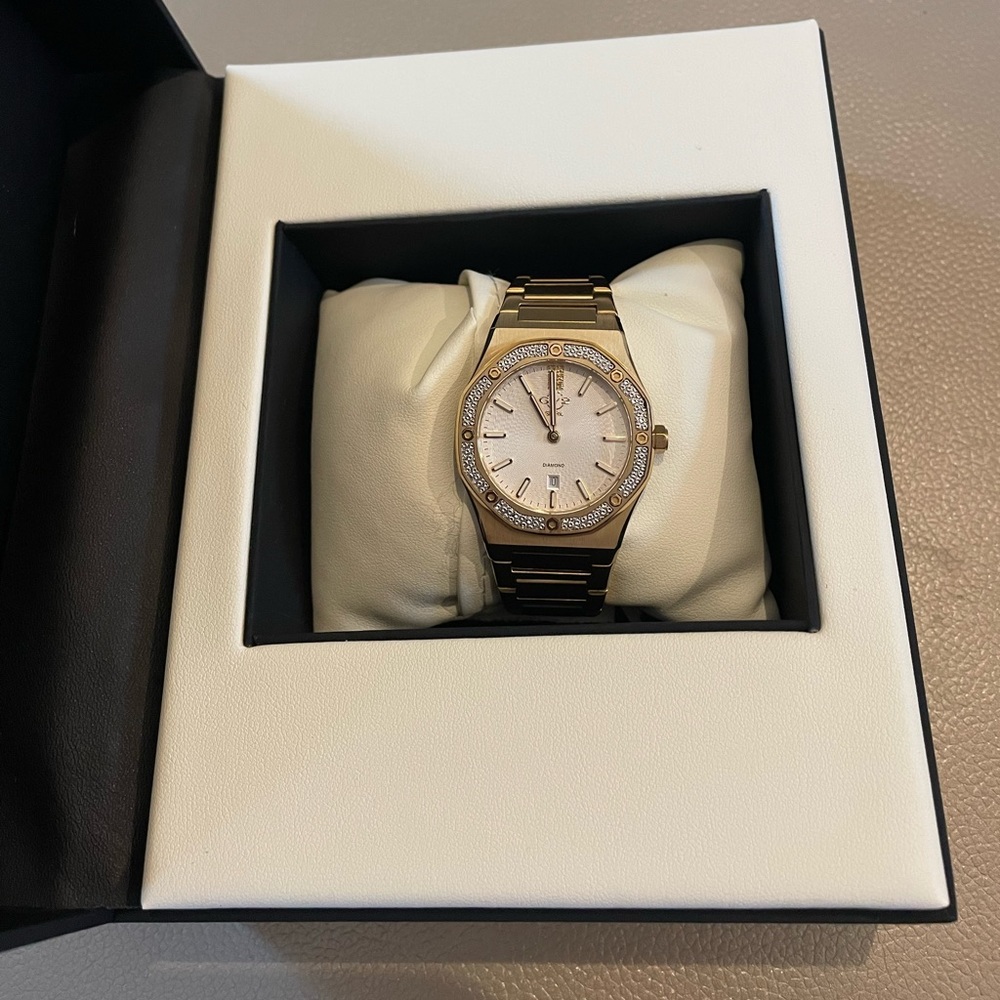 Gevril GV2 Palmanova Diamond Bracelet Watch